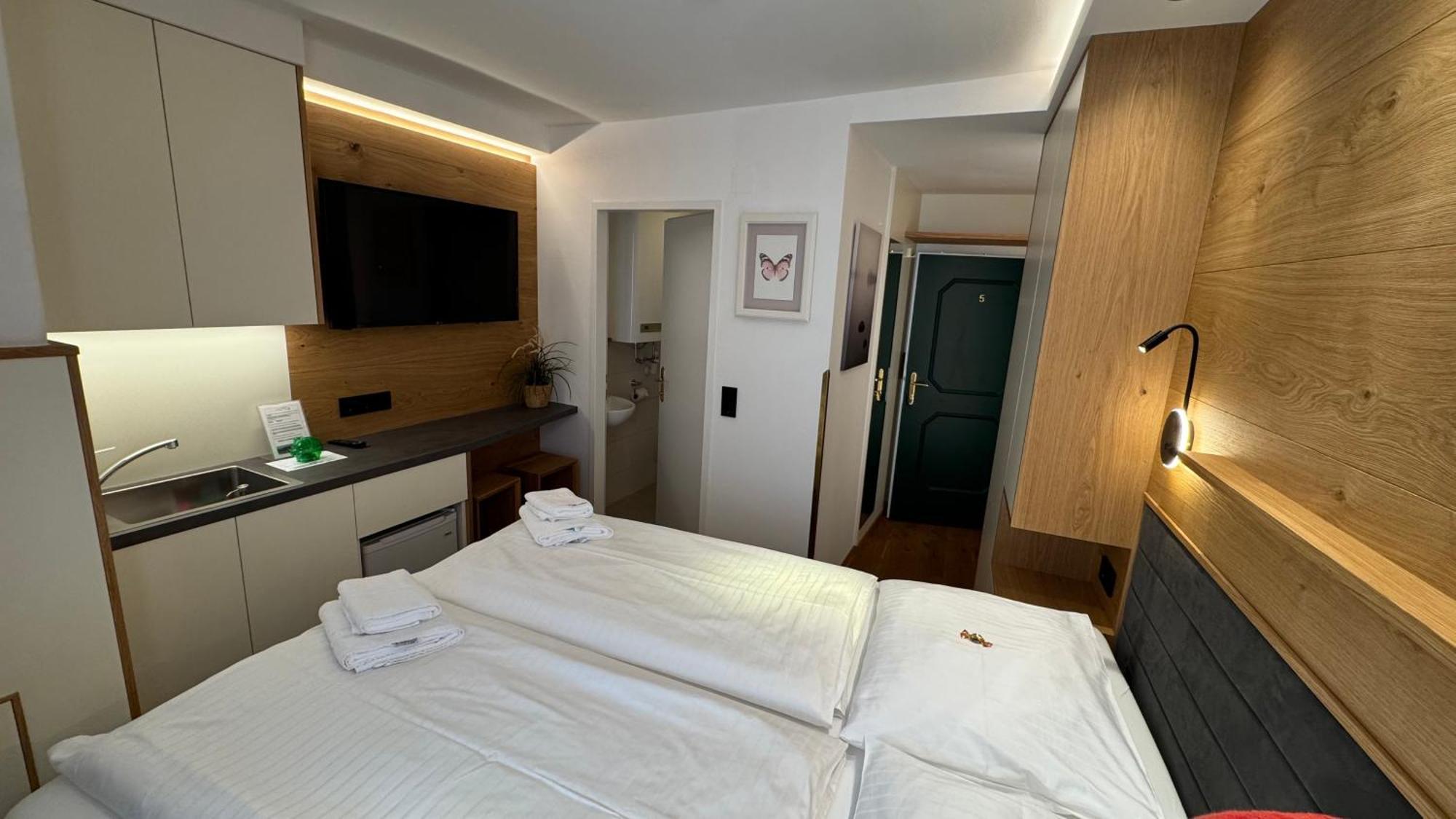 Guesthouse Mozart - Apartment House Salzburg Eksteriør billede